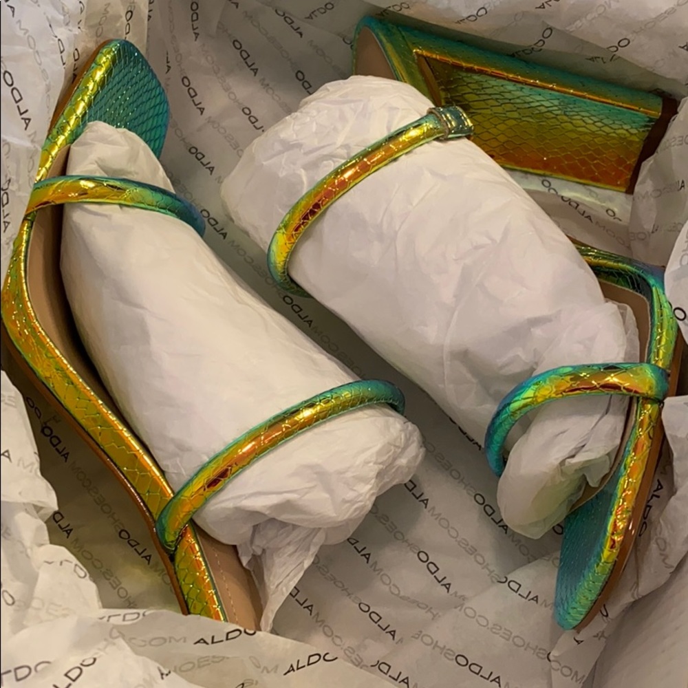 Steve Madden Open toe shoes and matching purse
